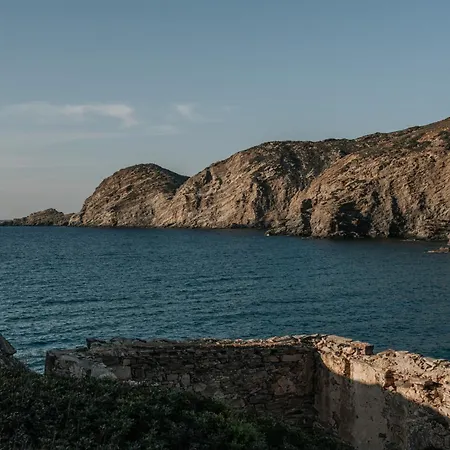 Almyra Seaside 80meters From The Sisai